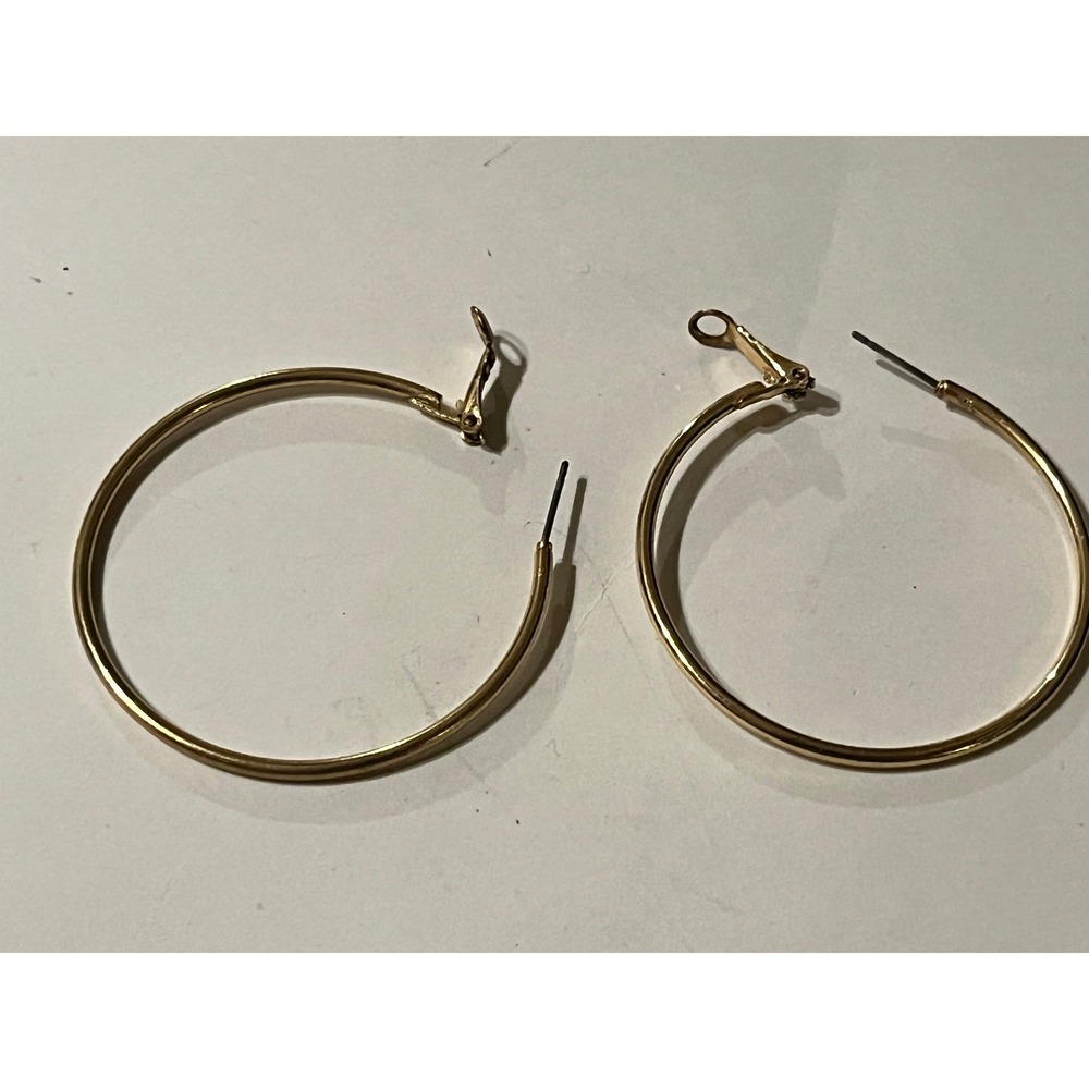 Gold Tone Large Round Hoop Earrings Classic Polished Saddleback Closure
